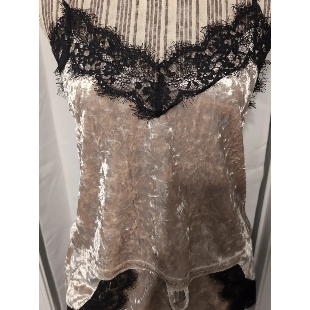 Whimsygoth‎ 2-Piece Velvety Black Lace Trim Pajama Lounge Set Y2K Coquette M